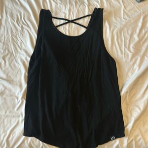 Curves N Combatboots Black Back Scrunch Criss Cross Tank Size- Medium